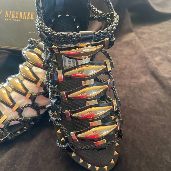 IVY KIRZHNER COLLECTION - Picture 9 of 10